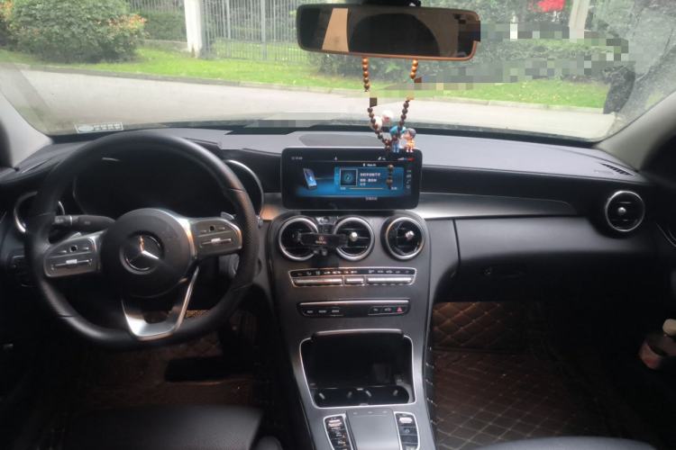 Used Mercedes-Benz C-Class 2020 Restyled C 200 L Fashion Edition Sport Version Center Console