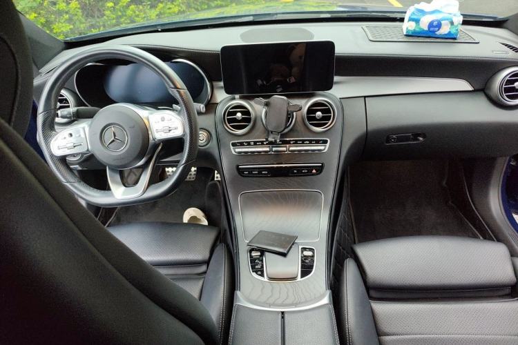 Used Mercedes-Benz C-Class 2020 C 260 Coupe Center Console