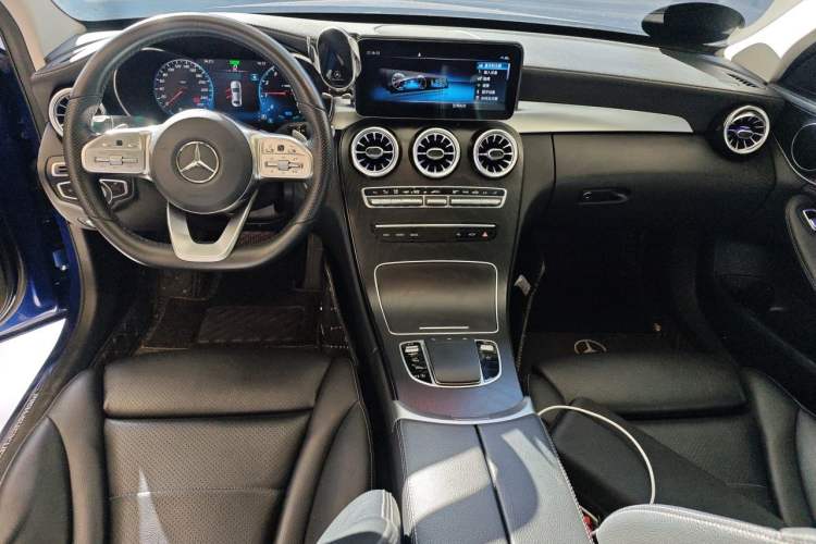 Used Mercedes-Benz C-Class 2020 Restyled C 260 L Sport Edition Center Console