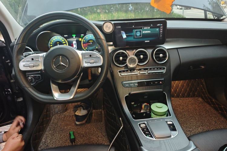 Used Mercedes-Benz C-Class 2020 Restyled C 260 L Sport Edition Center Console