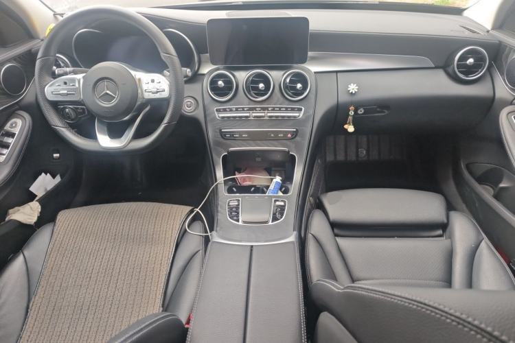 Used Mercedes-Benz C-Class 2020 C 260 L Sport Edition Center Console