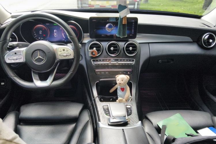 Used Mercedes-Benz C-Class 2020 Restyled C 260 L Sport Edition Center Console