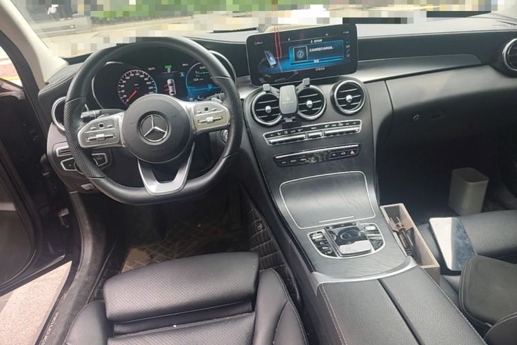 Used Mercedes-Benz C-Class 2020 Restyled C 260 L Sport Edition Center Console