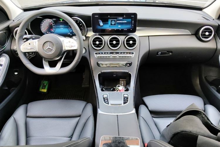 Used Mercedes-Benz C-Class 2020 Restyled C 260 L Sport Edition Center Console