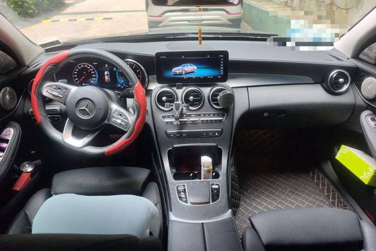 Used Mercedes-Benz C-Class 2020 Restyled C 200 L Fashion Edition Sport Version Center Console