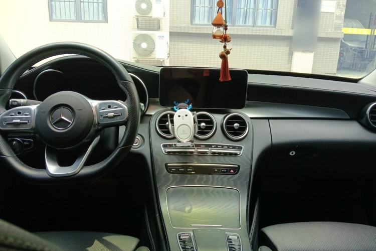 Used Mercedes-Benz C-Class 2020 C 260 L Sport Edition Center Console