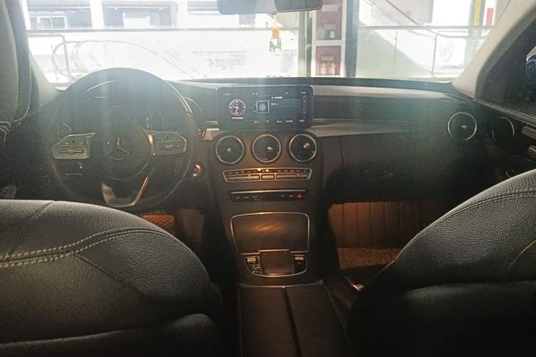 Used Mercedes-Benz C-Class 2020 C 260 L Sport Edition Center Console