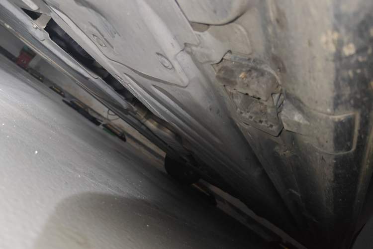Used Mercedes-Benz C-Class 2020 C 260 L Sport Edition Chassis Front Left