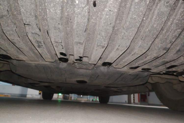 Used Mercedes-Benz C-Class 2020 C 200 L Fashion Edition Sport Version Chassis Front