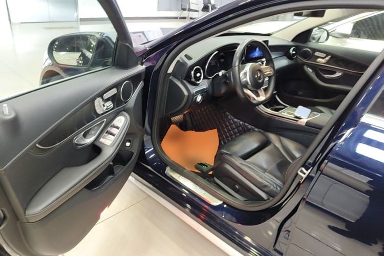 Used Mercedes-Benz C-Class 2020 Restyled C 260 L Sport Edition Driver Seat