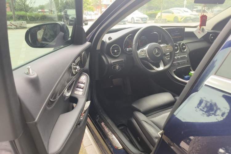 Used Mercedes-Benz C-Class 2020 Restyled C 260 L Sport Edition Driver Seat