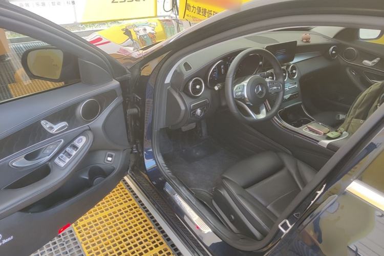 Used Mercedes-Benz C-Class 2020 Updated C 200 L Fashion Edition Driver Seat