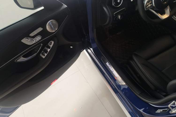 Used Mercedes-Benz C-Class 2020 Restyled C 260 L Sport Edition Driver Seat