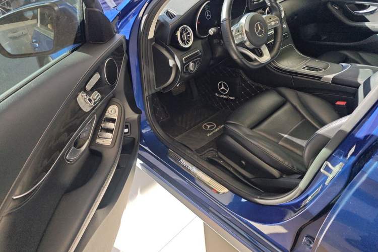 Used Mercedes-Benz C-Class 2020 Restyled C 260 L Sport Edition Driver Seat