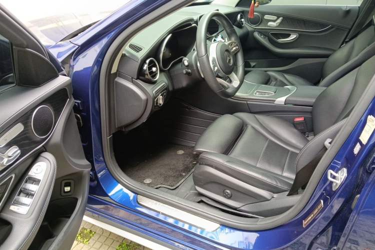 Used Mercedes-Benz C-Class 2020 C 260 L Sport Edition Driver Seat