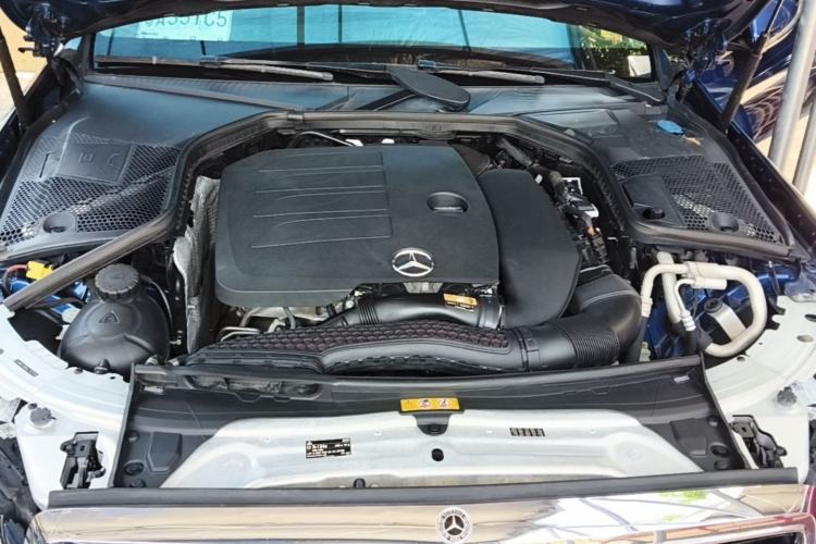 Used Mercedes-Benz C-Class 2020 Updated C 200 L Fashion Edition Engine Bay
