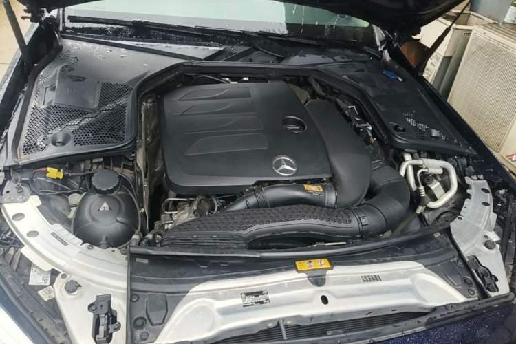 Used Mercedes-Benz C-Class 2020 C 200 L Fashion Edition Sport Version Engine Bay
