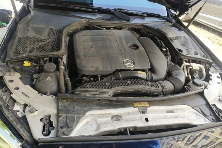 Used Mercedes-Benz C-Class 2020 C 260 L Sport Edition Engine Bay