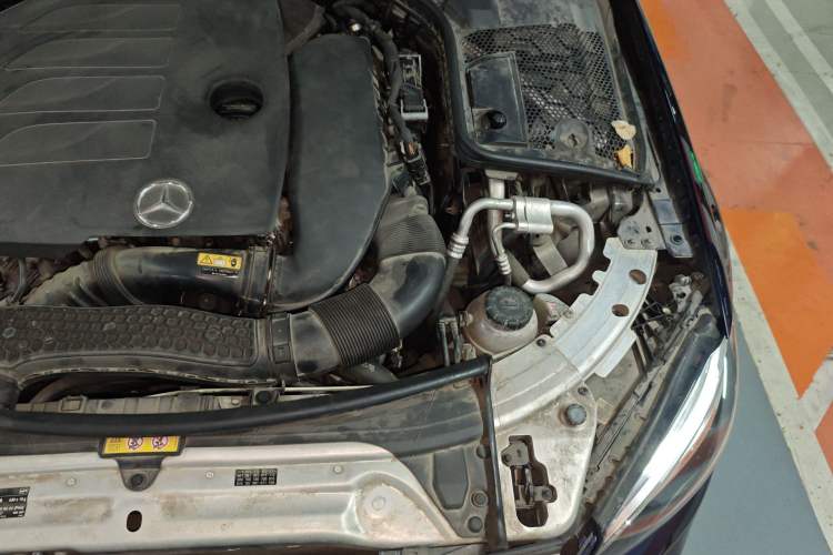 Used Mercedes-Benz C-Class 2020 C 260 Sport Edition Engine Bay Left