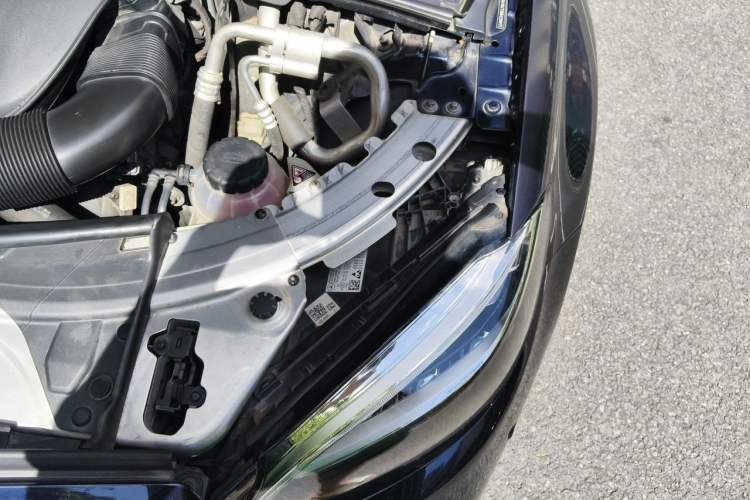 Used Mercedes-Benz C-Class 2020 Restyled C 260 L Sport Edition Engine Bay Left