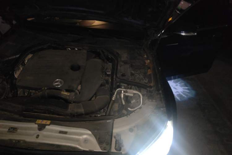 Used Mercedes-Benz C-Class 2020 C 200 L Fashion Edition Sport Version Engine Bay Left
