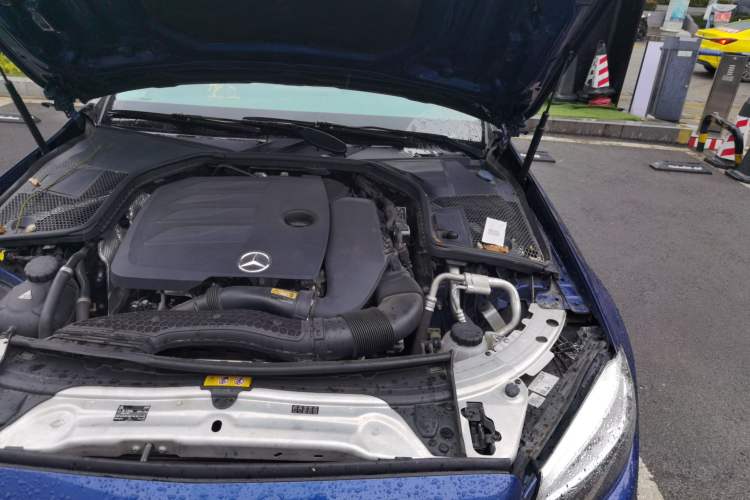 Used Mercedes-Benz C-Class 2020 C 260 L Sport Edition Engine Bay Left
