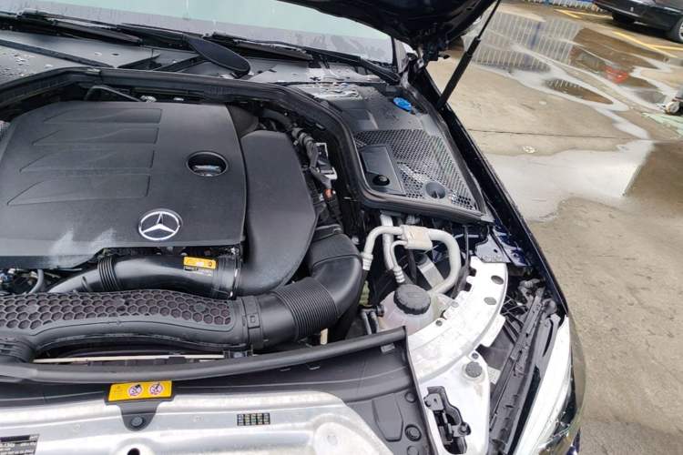 Used Mercedes-Benz C-Class 2020 C 260 L Sport Edition Engine Bay Left