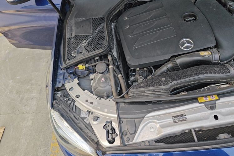 Used Mercedes-Benz C-Class 2020 C 260 L Sport Edition Engine Bay Right