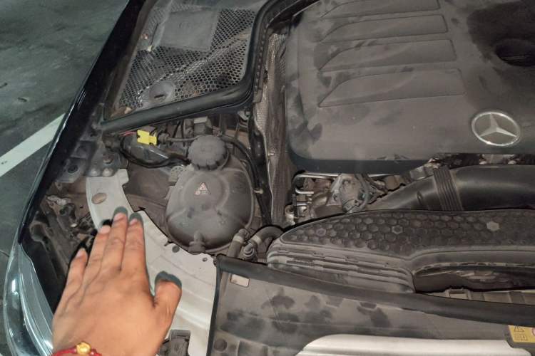 Used Mercedes-Benz C-Class 2020 C 200 L Fashion Edition Sport Version Engine Bay Right