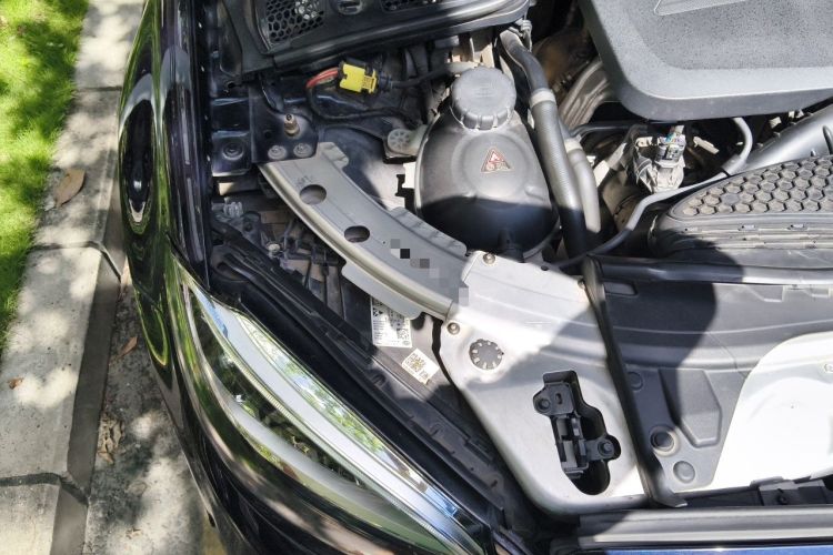 Used Mercedes-Benz C-Class 2020 Restyled C 260 L Sport Edition Engine Bay Right