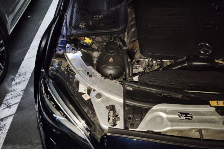 Used Mercedes-Benz C-Class 2020 C 260 L Sport Edition Engine Bay Right