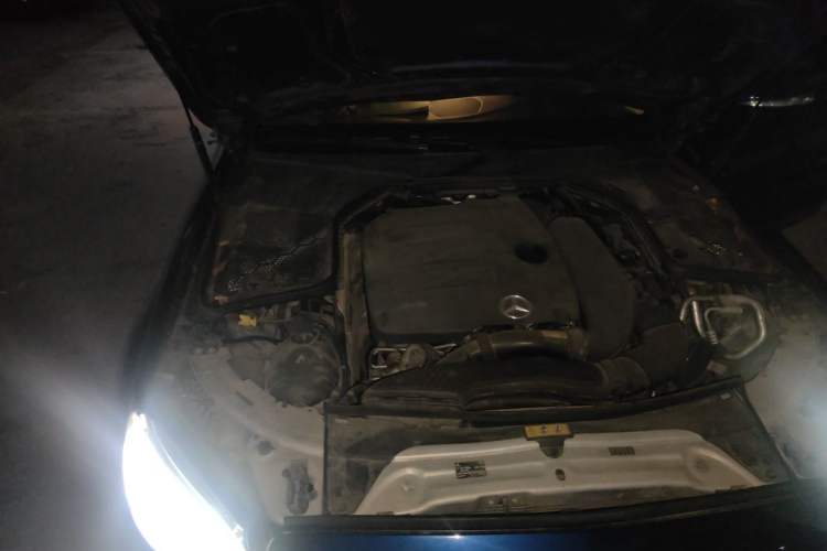 Used Mercedes-Benz C-Class 2020 C 200 L Fashion Edition Sport Version Engine Bay Right