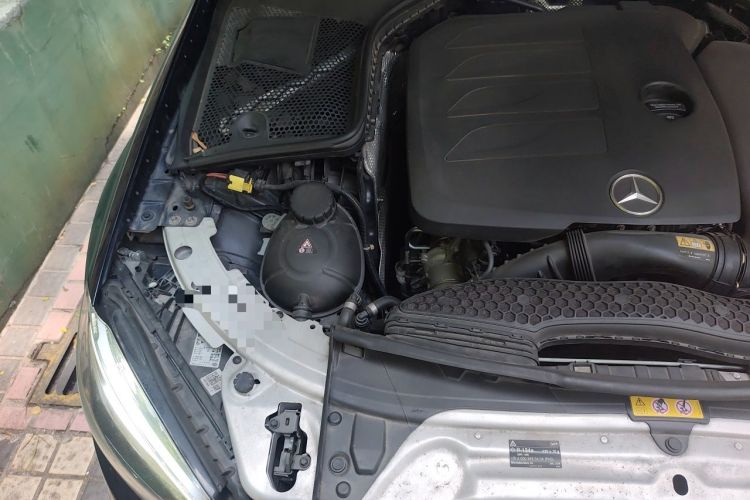Used Mercedes-Benz C-Class 2020 Restyled C 200 L Fashion Edition Sport Version Engine Bay Right