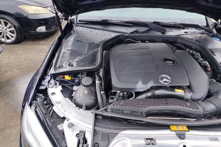 Used Mercedes-Benz C-Class 2020 C 260 L Sport Edition Engine Bay Right
