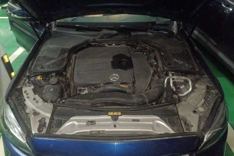 Used Mercedes-Benz C-Class 2020 C 200 L Fashion Edition Sport Version Engine Bay