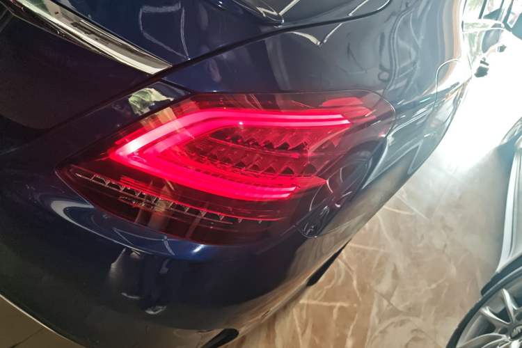 Used Mercedes-Benz C-Class 2020 C 260 Sport Edition Exterior 1