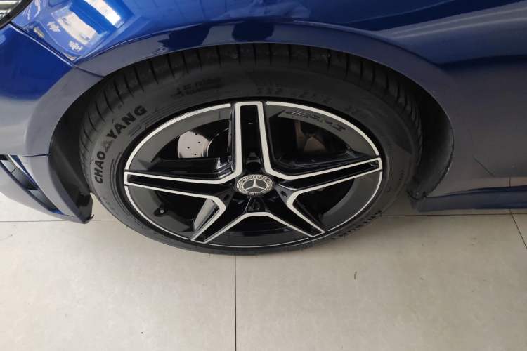 Used Mercedes-Benz C-Class 2020 C 260 Coupe Exterior 3