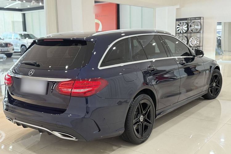 Used Mercedes-Benz C-Class 2020 C 260 Estate Exterior 4