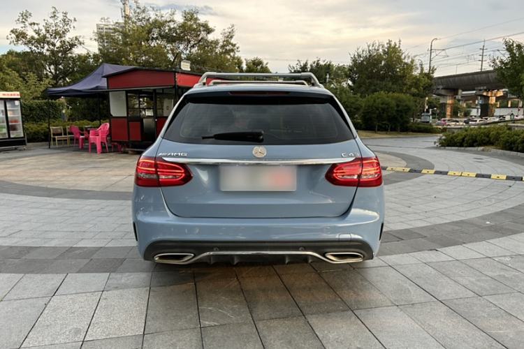Used Mercedes-Benz C-Class 2020 Facelifted C 260 Estate Exterior 5