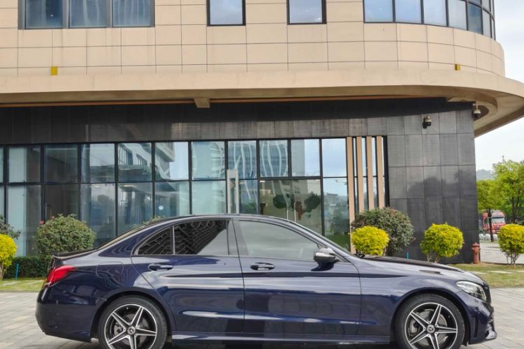 Used Mercedes-Benz C-Class 2020 Restyled C 260 Sport Edition Exterior 9