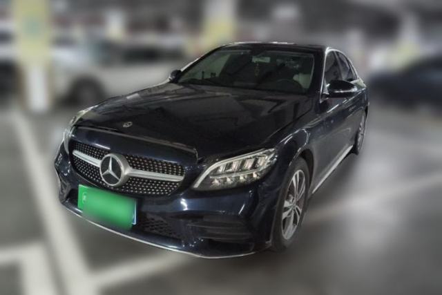 Ojetý Mercedes-Benz C-Class 2020 C 200 L Fashion Edition Sport Version