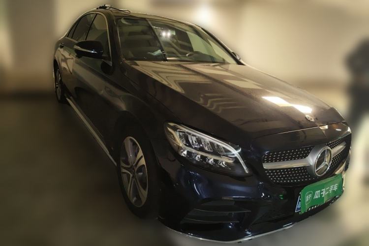 Used Mercedes-Benz C-Class 2020 Restyled C 260 L Sport Edition Front Right 45 Deg