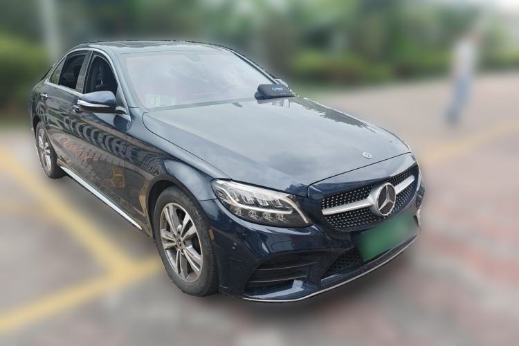 Used Mercedes-Benz C-Class 2020 Restyled C 200 L Fashion Edition Sport Version Front Right 45 Deg