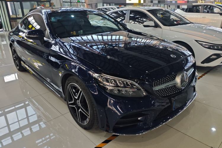 Used Mercedes-Benz C-Class 2020 C 260 Coupe Front Right 45 Deg