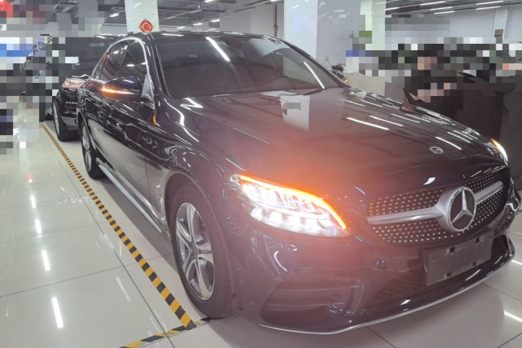 Used Mercedes-Benz C-Class 2020 Restyled C 260 L Sport Edition Front Right 45 Deg