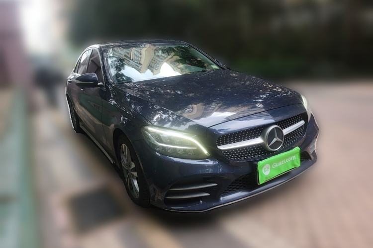 Used Mercedes-Benz C-Class 2020 Restyled C 200 L Fashion Edition Sport Version Front Right 45 Deg