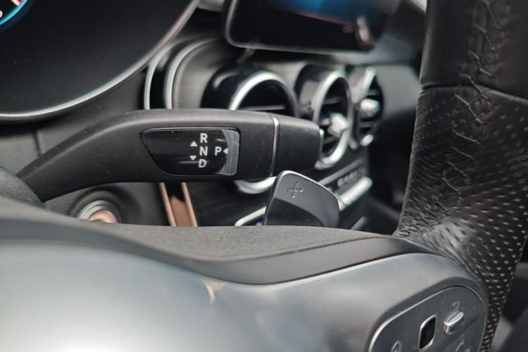 Used Mercedes-Benz C-Class 2020 C 200 L Fashion Edition Sport Version Gear Lever