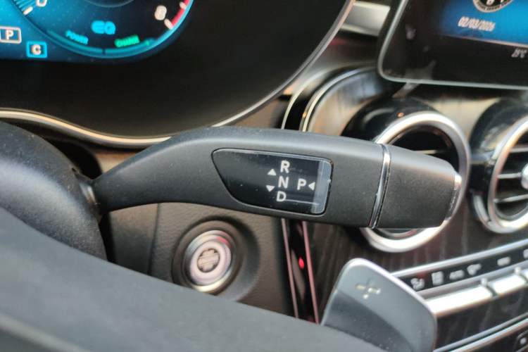 Used Mercedes-Benz C-Class 2020 C 260 L Sport Edition Gear Lever