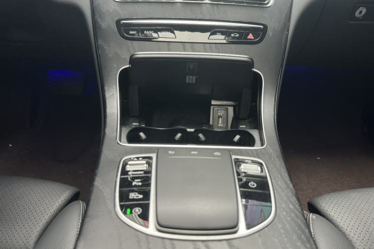 Used Mercedes-Benz C-Class 2020 Restyled C 260 L Sport Edition Gear Lever