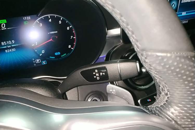 Used Mercedes-Benz C-Class 2020 Restyled C 260 L Sport Edition Gear Lever